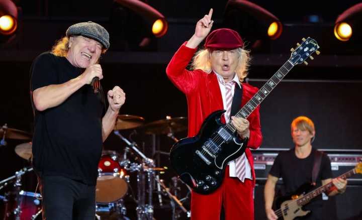 Milei agradeció que AC/DC lo invitó a tocar pero era una fake news