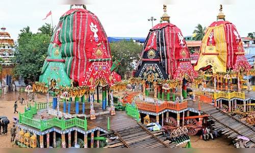 Man caught with spy glasses in Puri Jagannath Temple