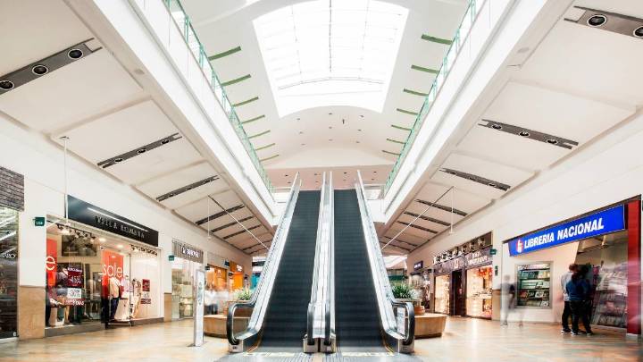 Adulta mayor falleció luego de caerse en las escaleras eléctricas del centro comercial El Tesoro en Medellín