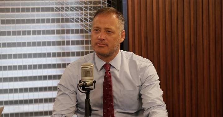 “Me da mucha pena, me da mucha lástima”: José Miguel Castro por apoyo de Mario Desbordes a Álvaro Carter