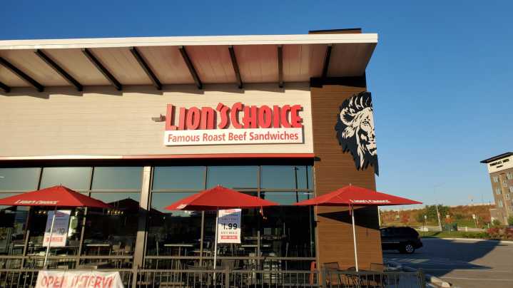 17 Restaurant Chains You'll Almost Exclusively Find In The Midwest