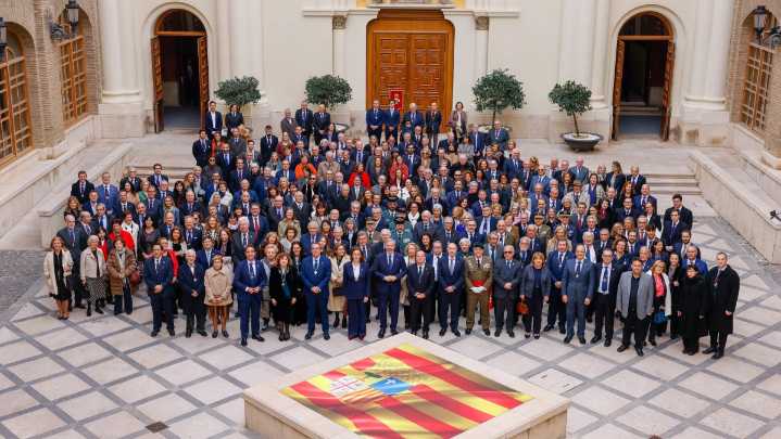 Azcón a la Hermandad de San Juan de la Peña: "Sois ejemplo de perseverancia en la custodia de la fe, la cultura, la historia y la identidad aragonesa"