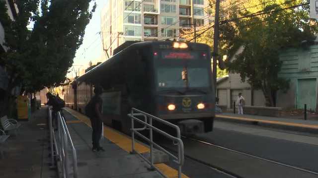 SacRT offers CalFresh recipients free rides to food distributions