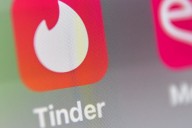 “Una cita de 20 minutos con un depredador de Tinder destruyó mi vida durante años”