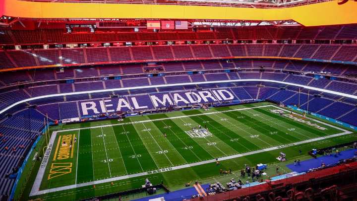 El Bernabéu se estrena con «football»