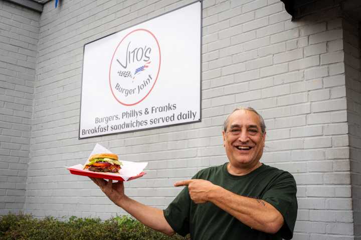 Familiar faces open new burger joint in Lakeview [Photos]