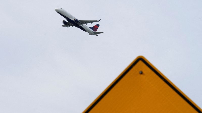 Travelers face growing disruptions as flight cancellations pile up amid government shutdown