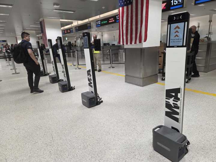 Atención pasajeros: el Aeropuerto de Miami adoptó un nuevo chequeo para poder entrar a Estados Unidos