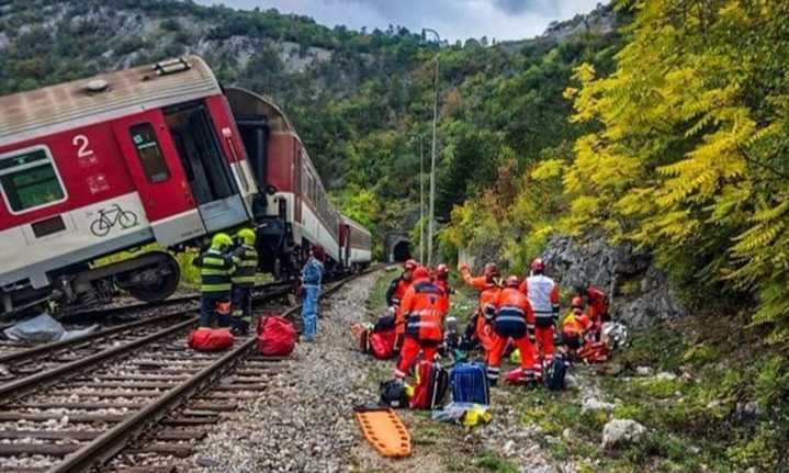 Train collision in Slovakia leaves 79 hospitalized