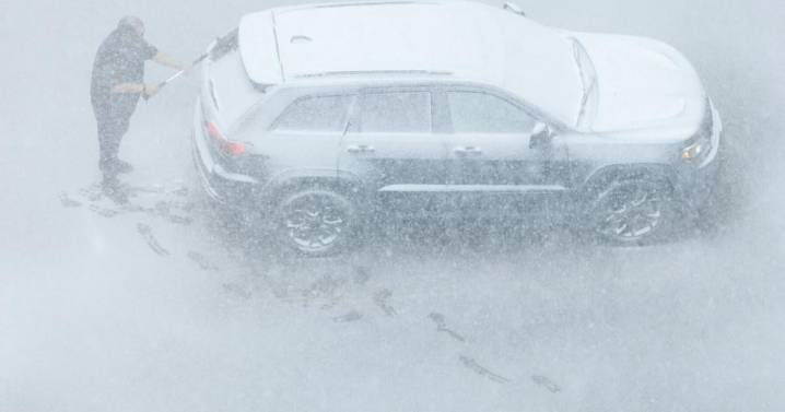 OPP reports 140 collisions on first snowy day of the season