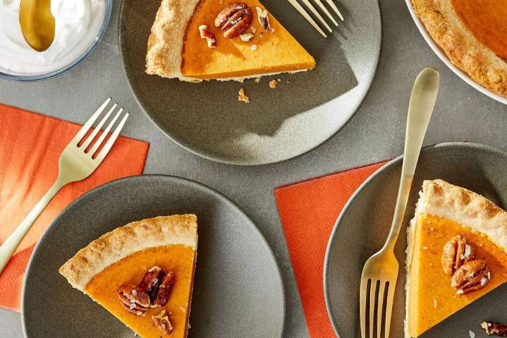 Thanksgiving shoppers should avoid buying this grocery store pumpkin pie at all costs
