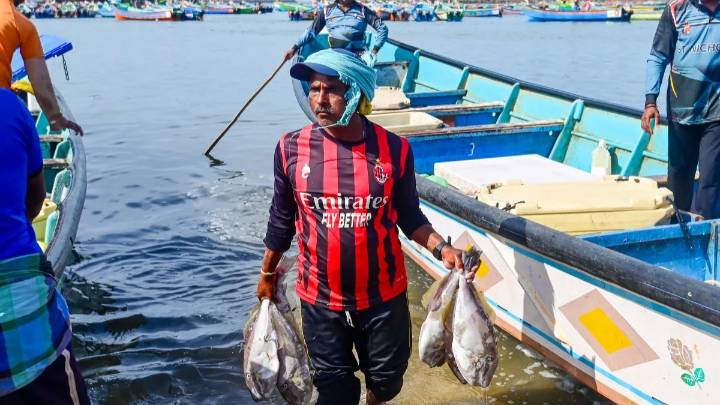 Govt takes significant step to strengthen small