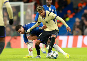 Estevao eclipsa a Lamine