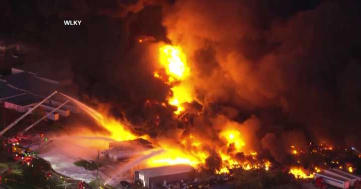 At least 7 dead, 11 injured in UPS plane crash and explosion at Kentucky airport