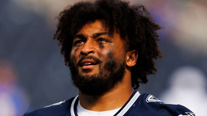 Cowboys Honor Marshawn Kneeland With Locker Before 'Monday Night Football'