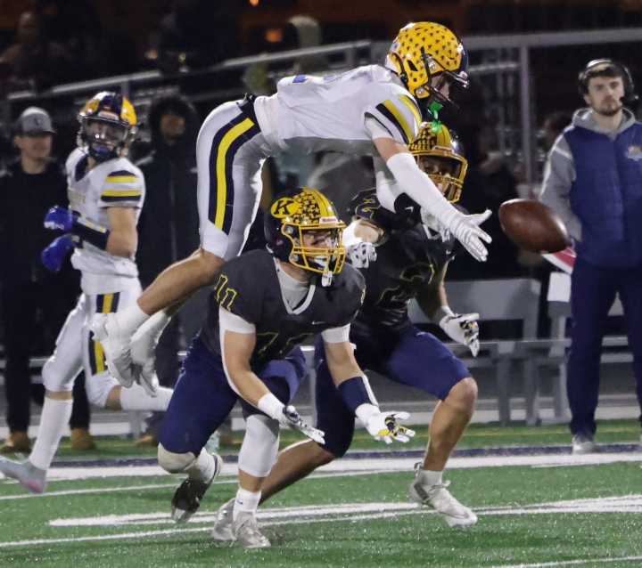 Northeast Ohio high school football scores for OHSAA playoffs second round: Friday, Nov. 7, 2025