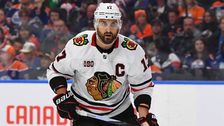 Blackhawks captain Nick Foligno placed on injured reserve