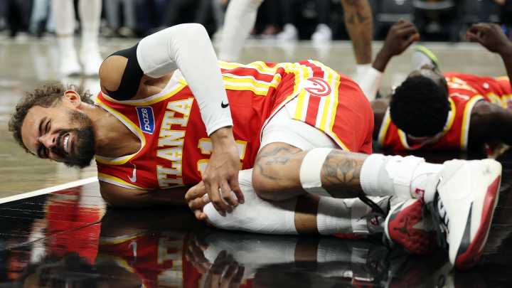 Trae Young out at least 4 weeks with sprained MCL injury