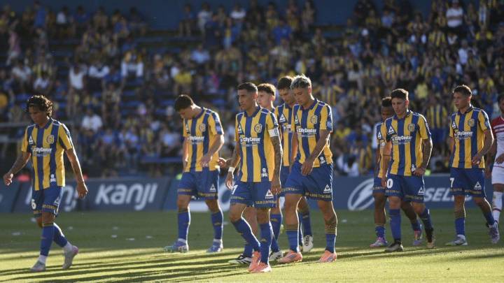 "Estudiantes de la Patria": medios e influencer libertarios festejaron la derrota de Central