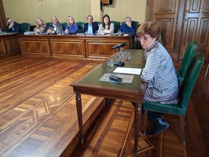 La alcaldesa se compromete a que la ordenanza de arbolado se apruebe esta legislatura