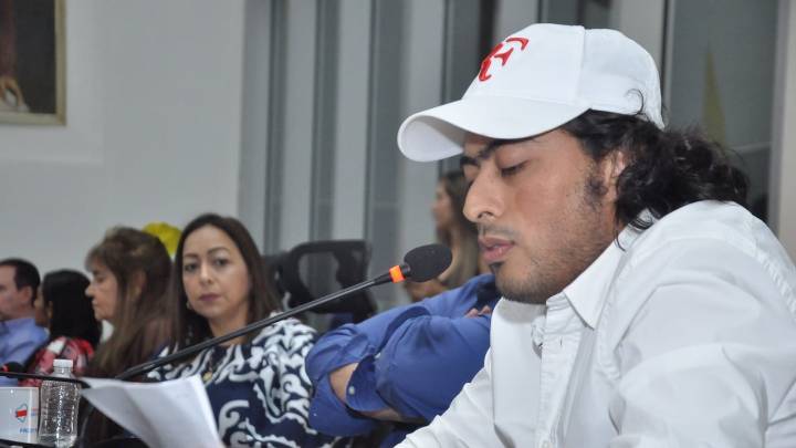 Declaraciones de renta, informes migratorios y financieros fueron admitidos como prueba para el juicio contra Nicolás Petro Burgos