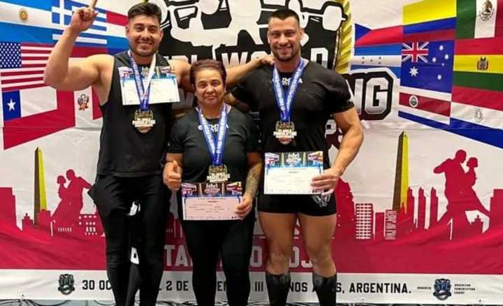 Atletas de 25 de Mayo brillaron en Mundial de Powerlifting