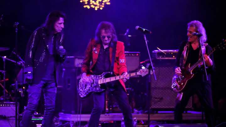 Alice Cooper Group reunites at Christmas Pudding in Phoenix