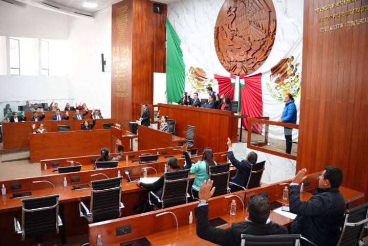 Concluyen diputados aprobación de leyes de ingresos municipales para el año 2026