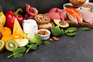 Cómo elegir bebidas y colaciones para entrenar mejor