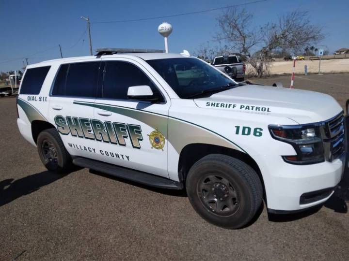 Car crash involving deer causes traffic alert in Raymondville