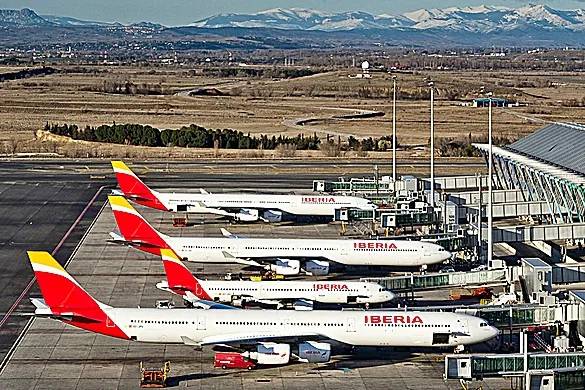 Iberia trabaja para realizar los "cambios necesarios" tras el aviso de Airbus por el fallo en los aviones de la familia A320neo pero no prevé cancelaciones ni retrasos