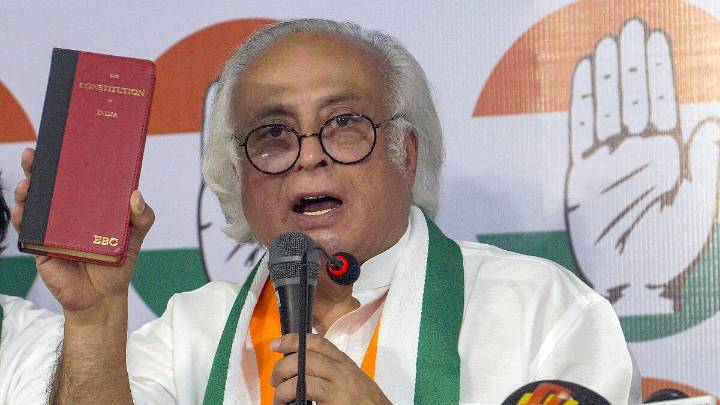 Vande Mataram row | Cong cites 1937 CWC, says PM insulted Tagore