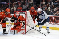 Leo Carlsson, Beckett Sennecke score twice to carry Ducks past Jets - The Rink Live | Coverage of youth, junior, high school and college hockey