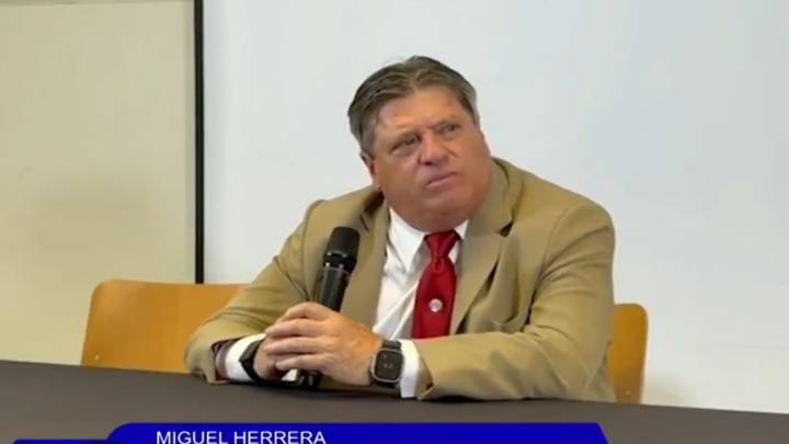 Piojo Herrera explotó contra reportero tras derrota de Costa Rica: “A mí qué”