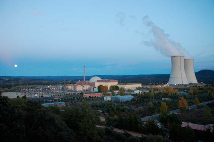 Así es una central nuclear por dentro: del uranio al enchufe, paso a paso