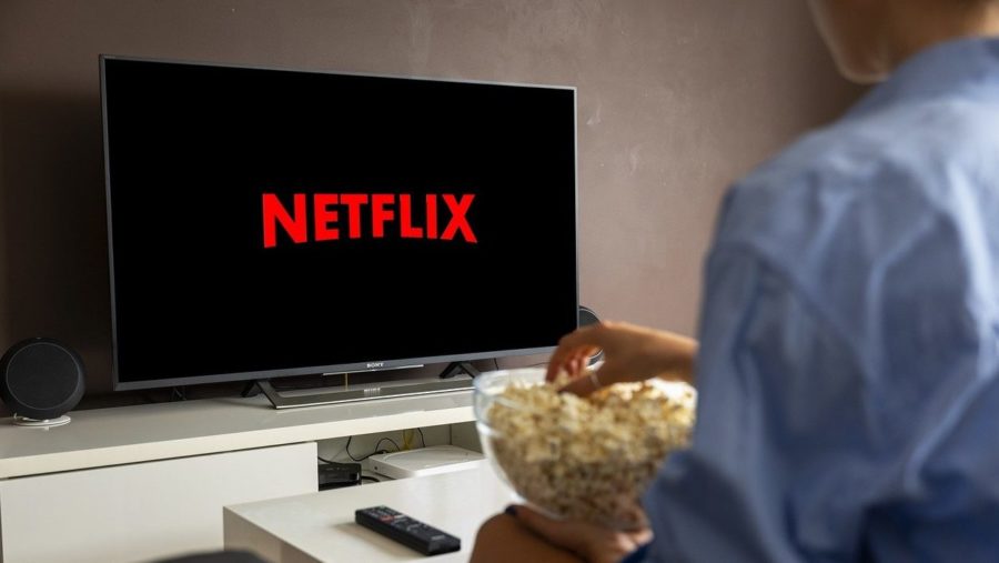 Netflix to Crack Down on Mennonites Sharing Passwords