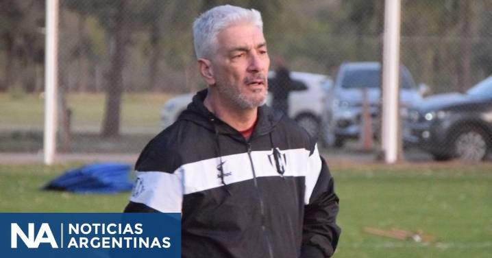 Omar De Felippe afirmó no haber cobrado los premios por la Copa Argentina que ganó el año pasado