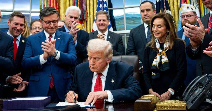 Donald Trump Doesn't Know Why He Got an MRI During Checkup Amid Health Rumors: 'I Have No Idea What They Analyzed'