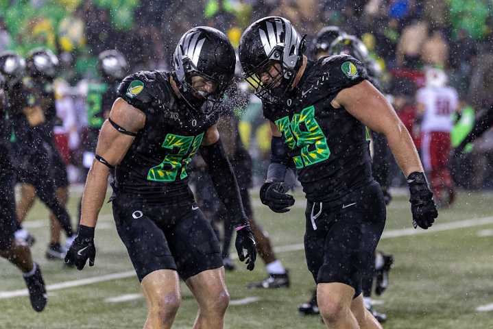 Ducks Confidential podcast: No. 9 Oregon prepared for ugly game at No. 20 Iowa