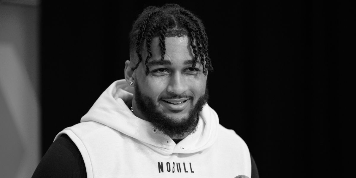 Dallas Cowboys DE Marshawn Kneeland Passes Away at 24