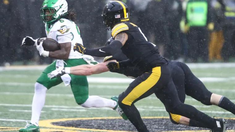 Will Oregon make the playoff? Explaining how win at Iowa combined with BYU loss has Ducks eying top 8