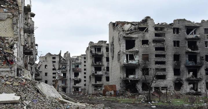 New Trump peace proposal for Ukraine would require land concessions and military reduction, source says