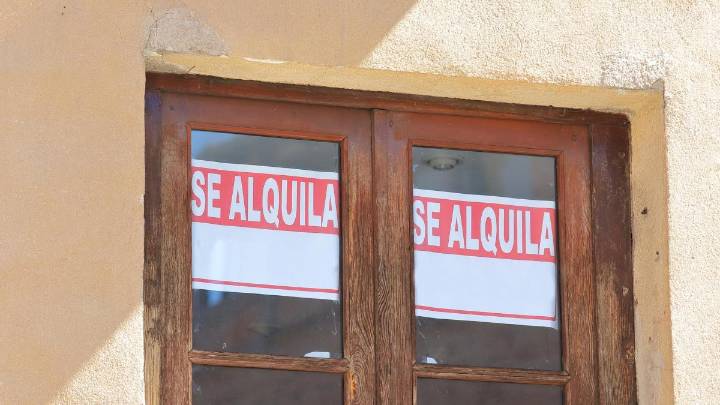 El Congreso reactiva la ley para regular los alquileres temporales con apoyo de la izquierda