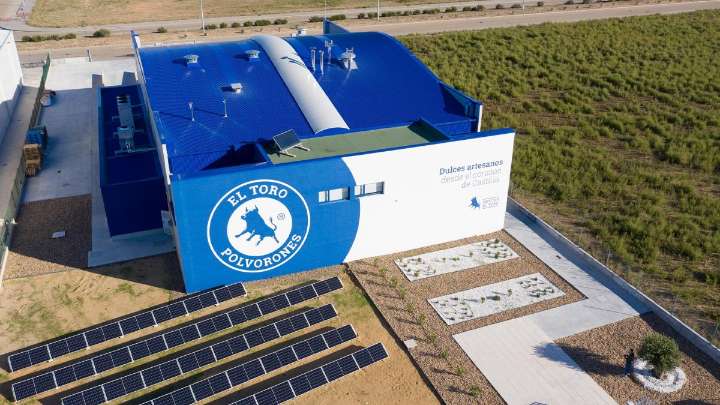 Asaltan la fábrica de Polvorones El Toro de Tordesillas en Valladolid y se llevan un portátil