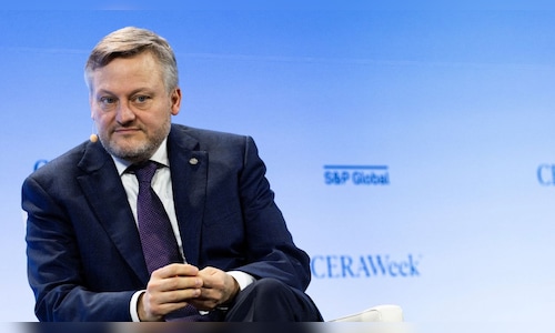 BP profit beats in sign that turnaround is gathering pace