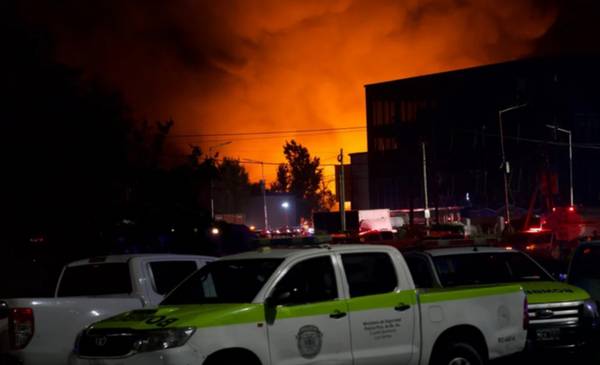 Incendio en Ezeiza: la duda sobre la contaminación está latente