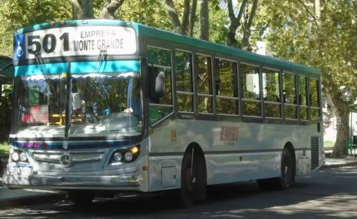 El Gobierno bonaerense busca un aumento adicional de 10% en los boletos de colectivos desde diciembre