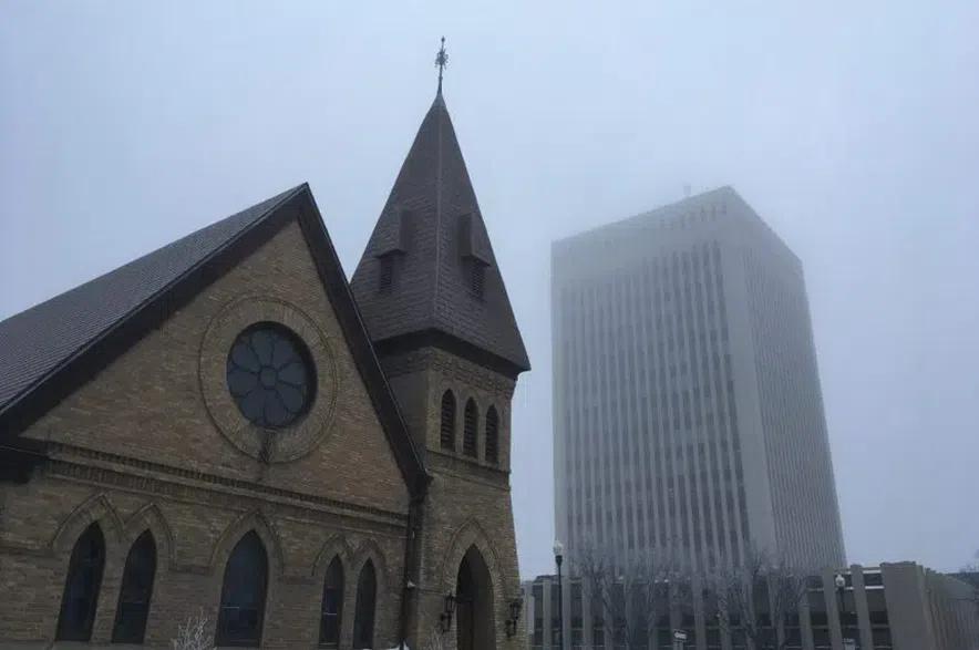Thick fog lingers in parts of Sask., prompting fog advisories from Environment Canada