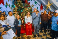 Encendido de Navidad: La Casa del Pueblo brilló con gaitas y alegría desbordante
