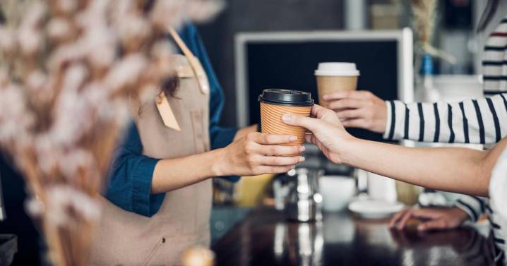 Franquicias boricuas resisten ola de cierres en Estados Unidos